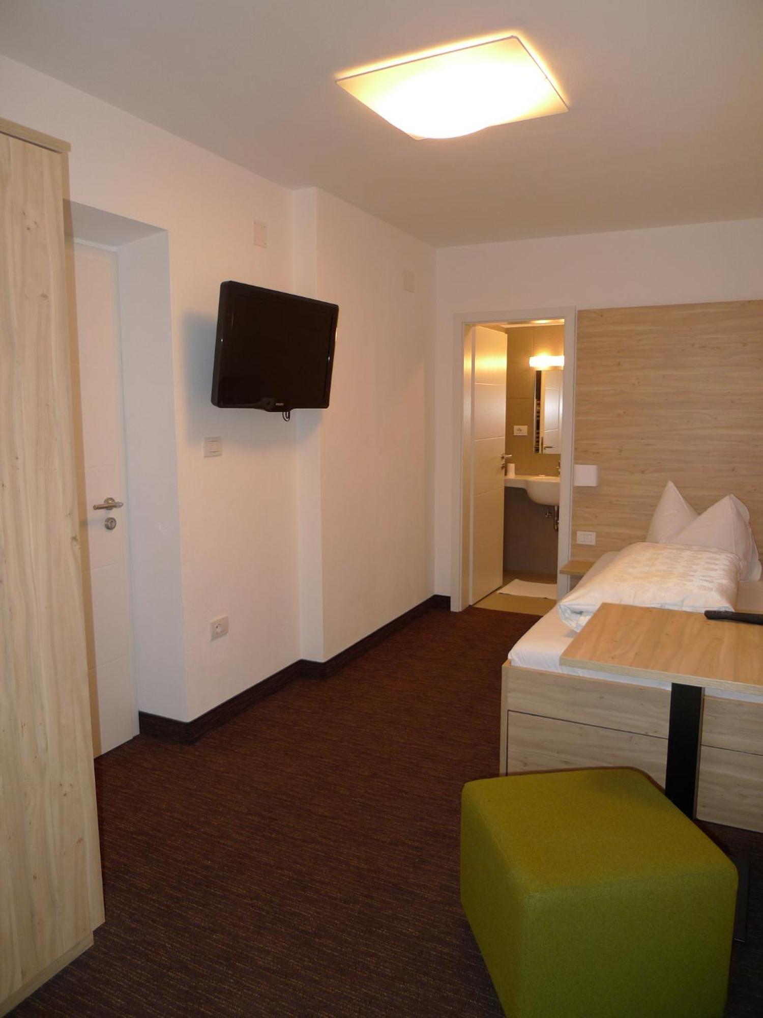 Hotel Stifter Lutago Exterior foto